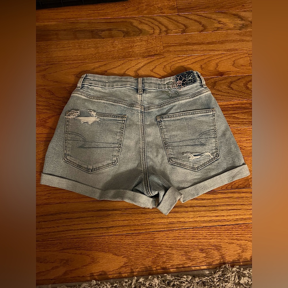 American Eagle Curvy Mom Shorts!